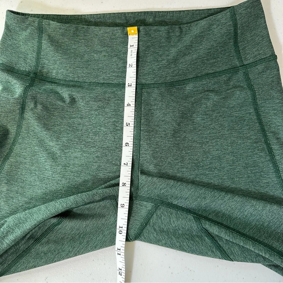 Outdoor Voices Hunter Green 3/4 Warmup Leggings Compression Tights Size Medium - Picture 6 of 8